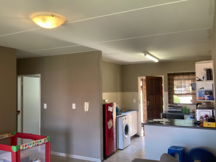 2 Bedroom Property for Sale in Amorosa Gauteng