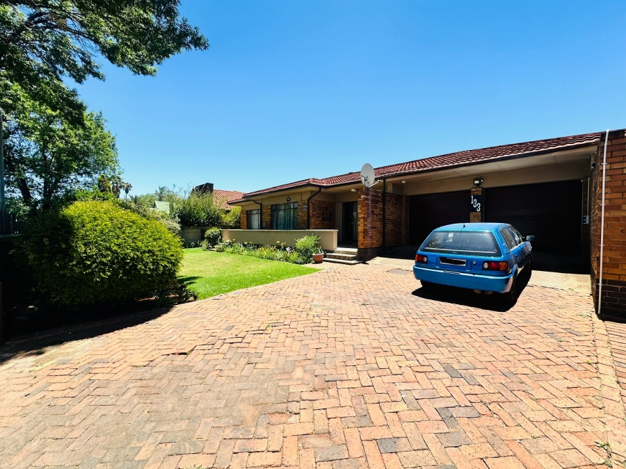 4 Bedroom Property for Sale in Florentia Gauteng