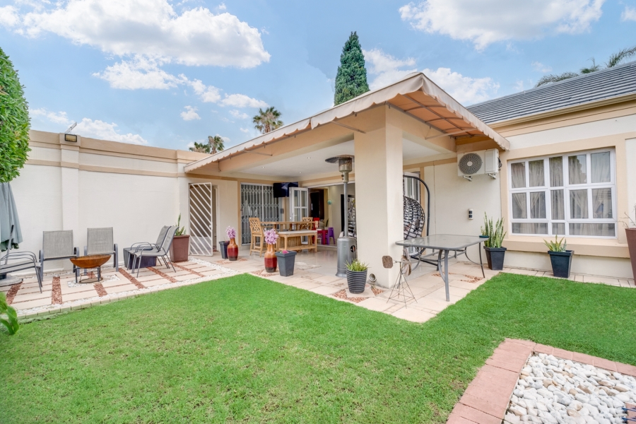 4 Bedroom Property for Sale in Sunninghill Gauteng