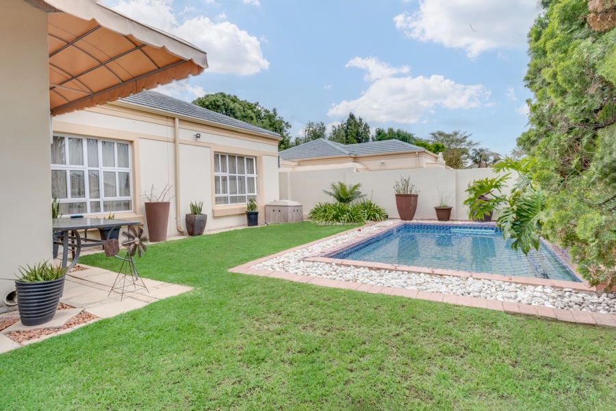 4 Bedroom Property for Sale in Sunninghill Gauteng