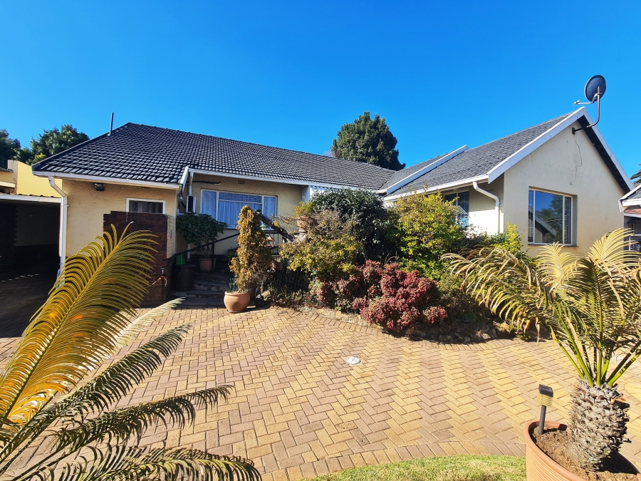 3 Bedroom Property for Sale in Croydon Gauteng