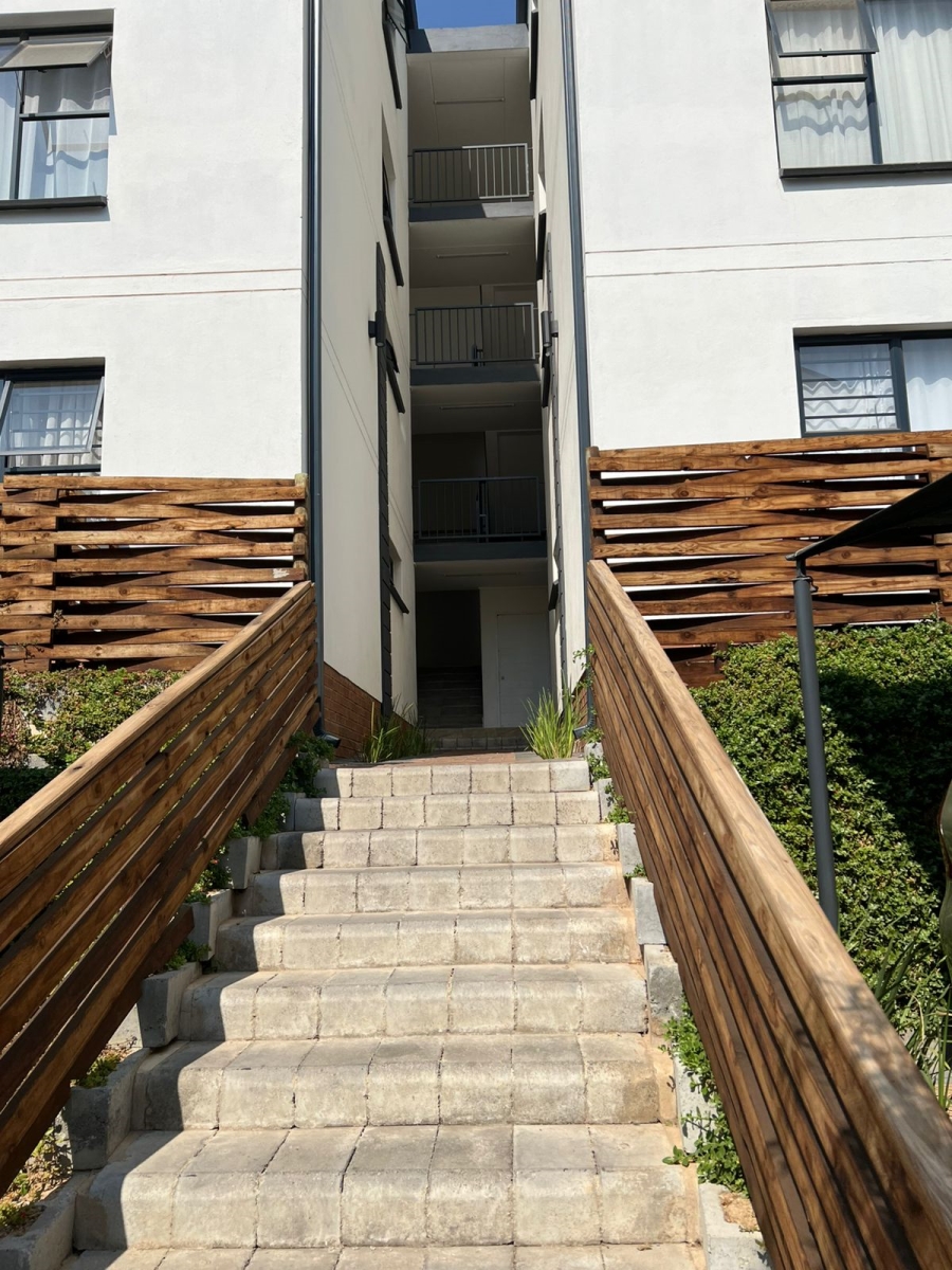 1 Bedroom Property for Sale in Linbro Park Gauteng