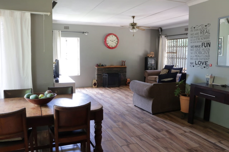 To Let 3 Bedroom Property for Rent in Mimosa Park Gauteng