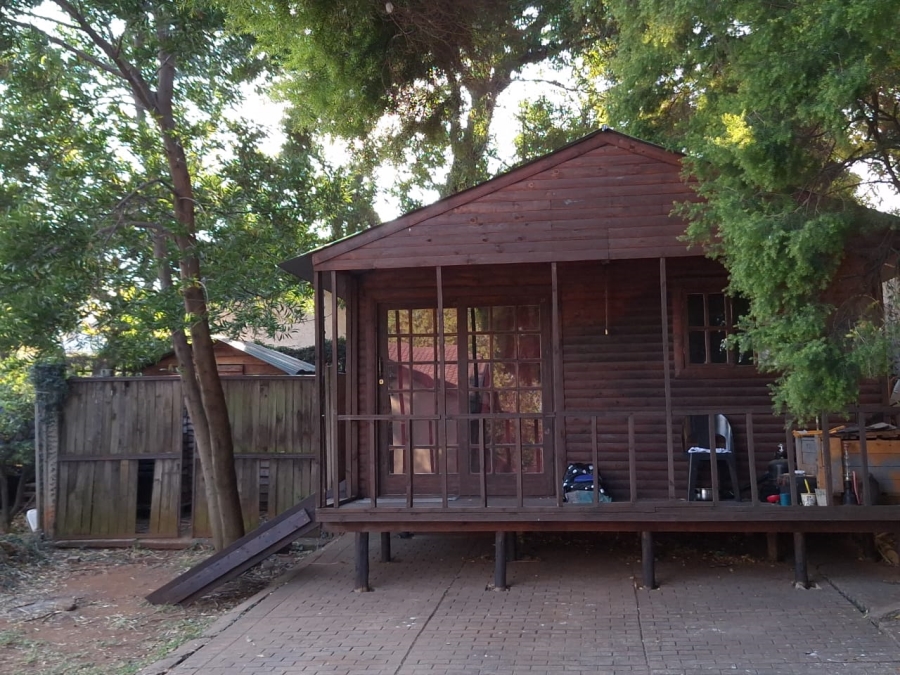 To Let 3 Bedroom Property for Rent in Mimosa Park Gauteng