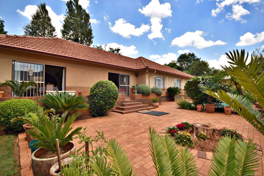 3 Bedroom Property for Sale in Montgomery Park Gauteng