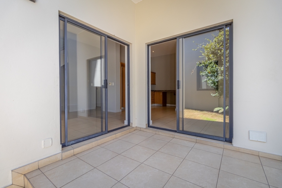 To Let 3 Bedroom Property for Rent in Wendywood Gauteng