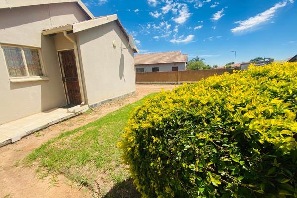 3 Bedroom Property for Sale in Rosslyn Gauteng