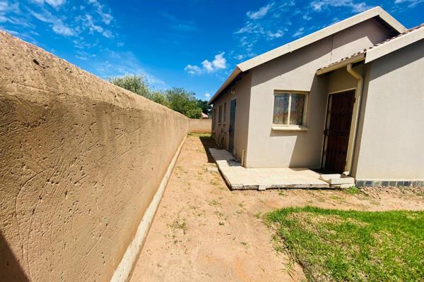 3 Bedroom Property for Sale in Rosslyn Gauteng