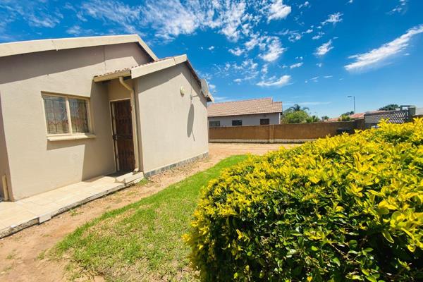 3 Bedroom Property for Sale in Rosslyn Gauteng