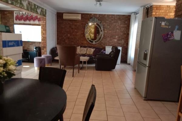 3 Bedroom Property for Sale in Ninapark Gauteng