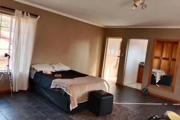 3 Bedroom Property for Sale in Ninapark Gauteng