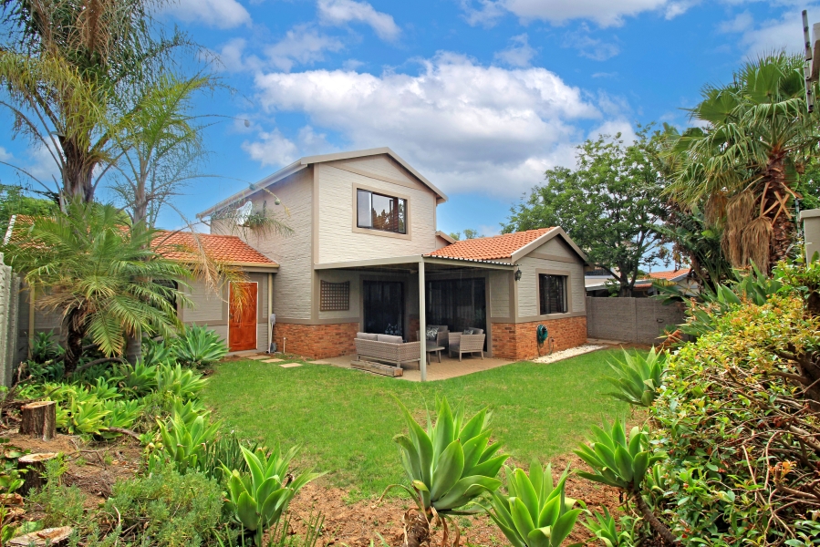 3 Bedroom Property for Sale in Halfway Gardens Gauteng