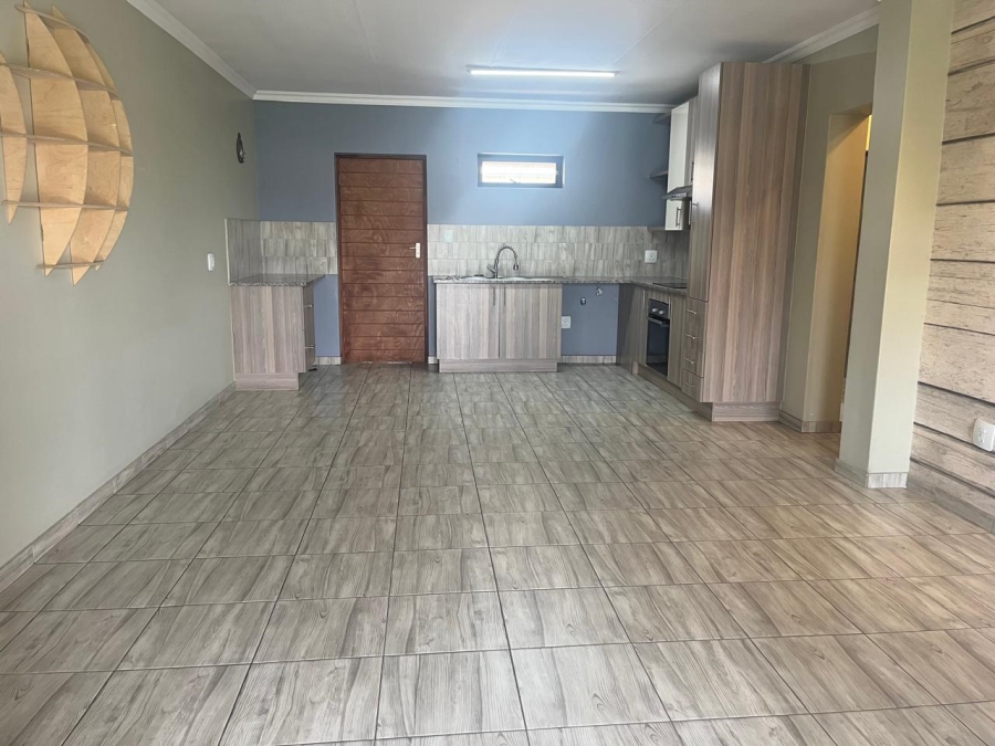 To Let 2 Bedroom Property for Rent in Noordwyk Gauteng