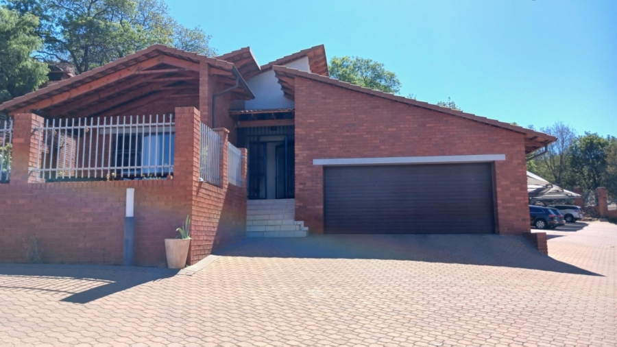 3 Bedroom Property for Sale in Glenvista Gauteng