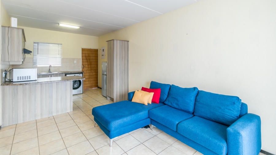 To Let 2 Bedroom Property for Rent in North Riding Gauteng