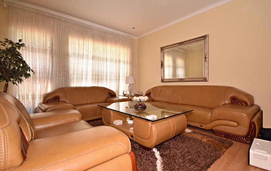 3 Bedroom Property for Sale in Olivedale Gauteng