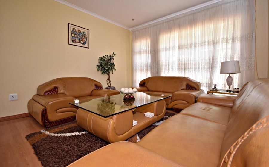 3 Bedroom Property for Sale in Olivedale Gauteng