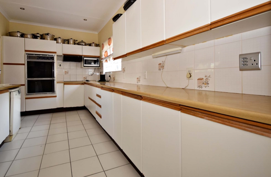 3 Bedroom Property for Sale in Olivedale Gauteng