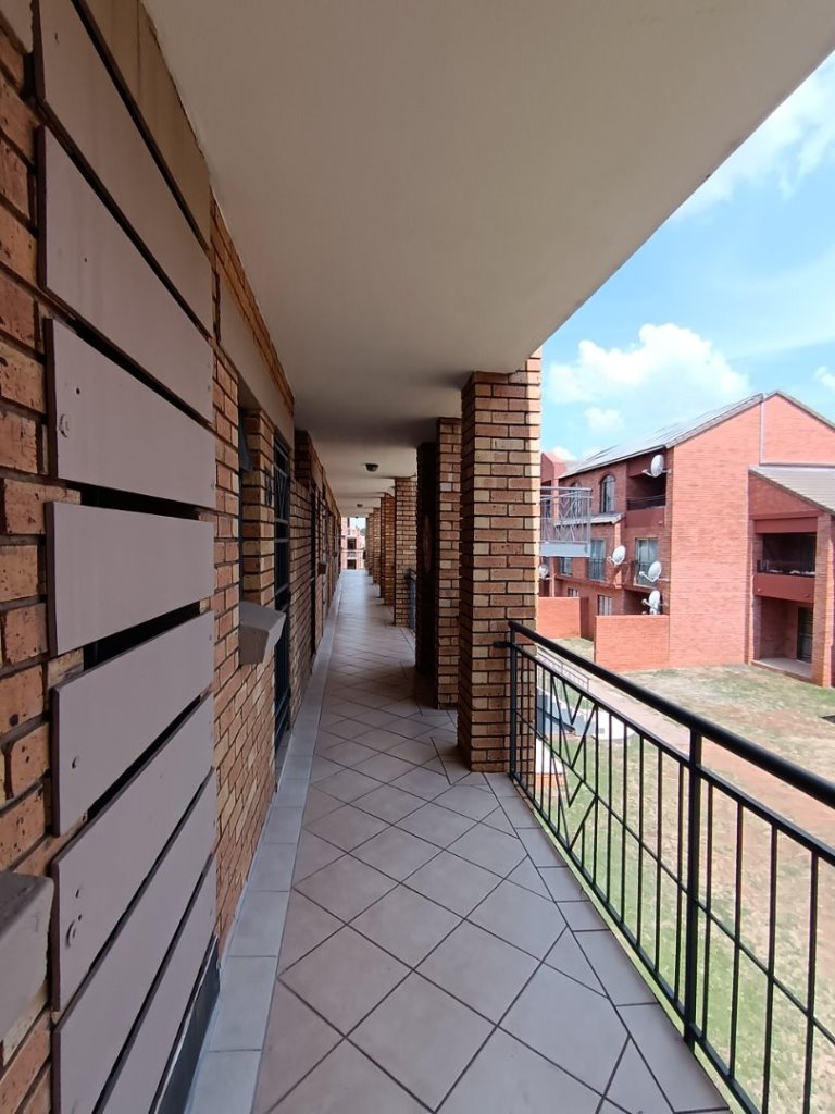 2 Bedroom Property for Sale in Karenpark Gauteng