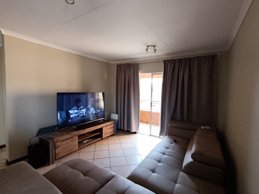 2 Bedroom Property for Sale in Karenpark Gauteng