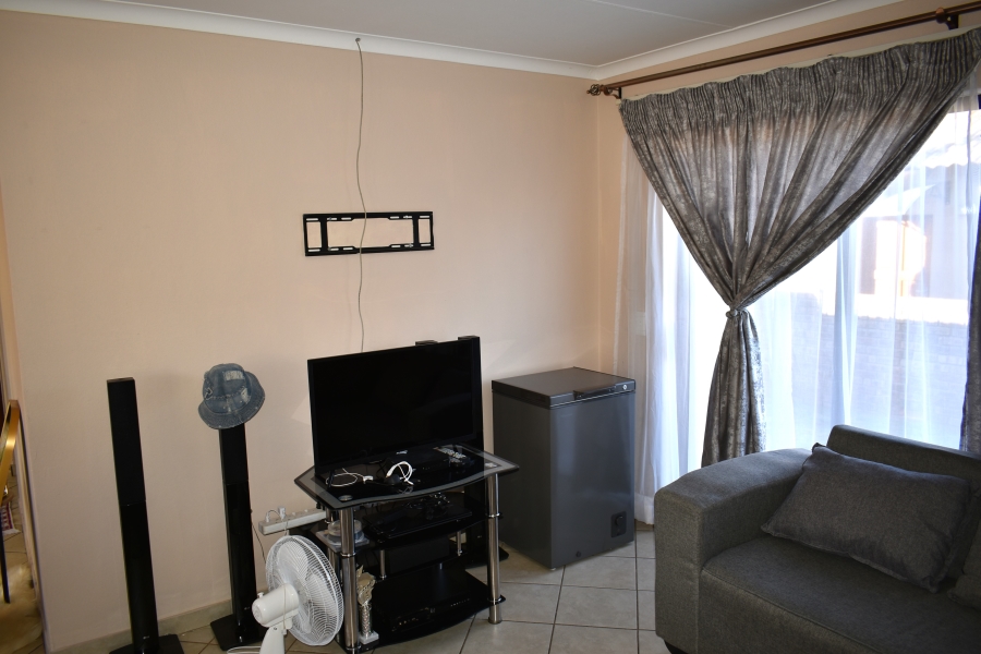 3 Bedroom Property for Sale in Chantelle Gauteng