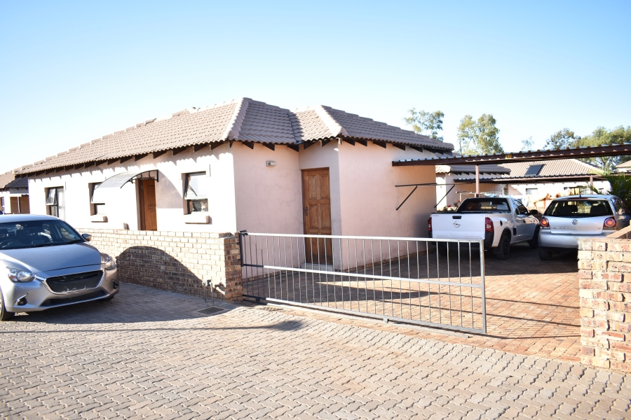 3 Bedroom Property for Sale in Chantelle Gauteng