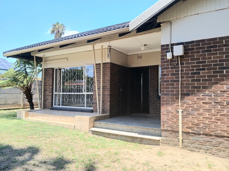 3 Bedroom Property for Sale in Edenvale Central Gauteng