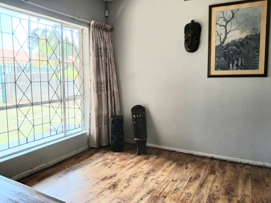 3 Bedroom Property for Sale in Edenvale Central Gauteng