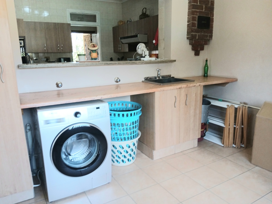 3 Bedroom Property for Sale in Edenvale Central Gauteng