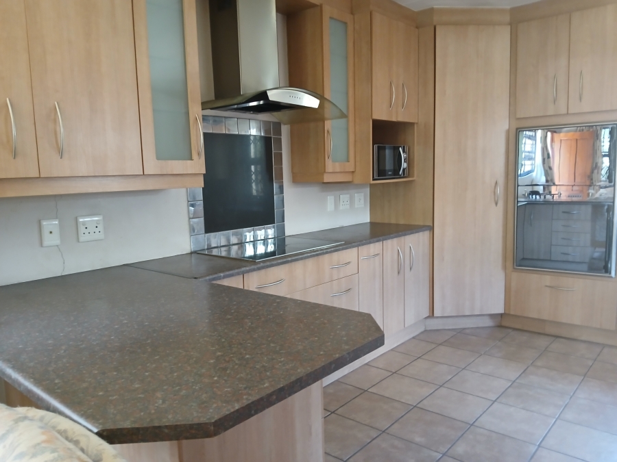 3 Bedroom Property for Sale in Edenvale Central Gauteng