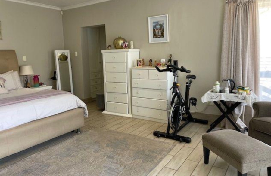 4 Bedroom Property for Sale in Bedfordview Gauteng