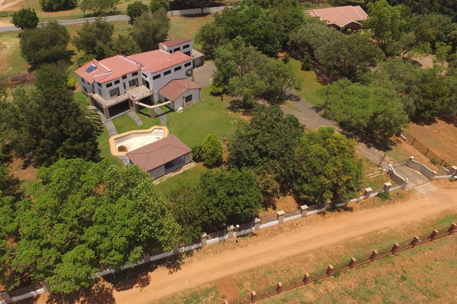 6 Bedroom Property for Sale in President Park Gauteng