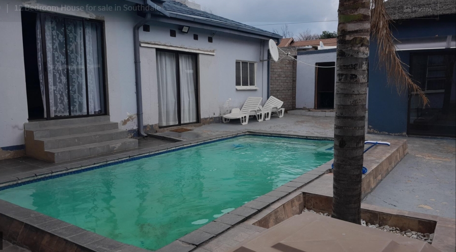 12 Bedroom Property for Sale in Southdale Gauteng