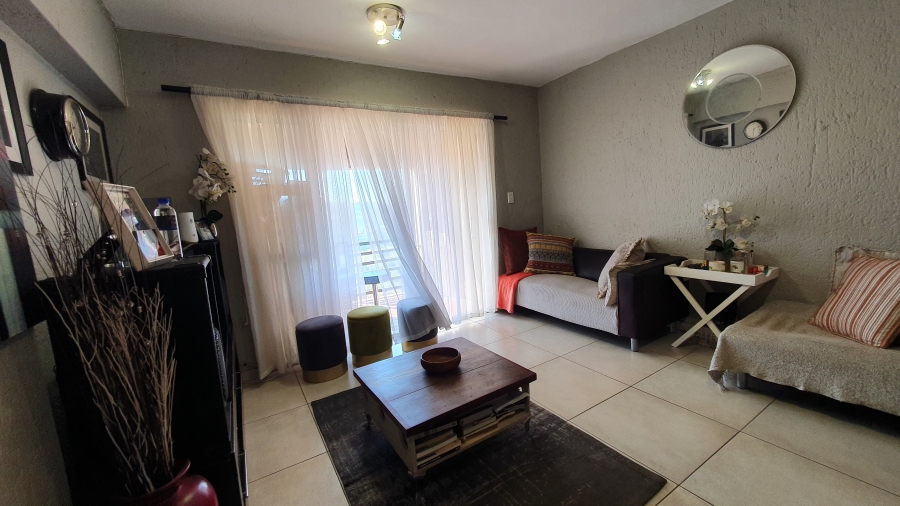 2 Bedroom Property for Sale in Glenvista Gauteng