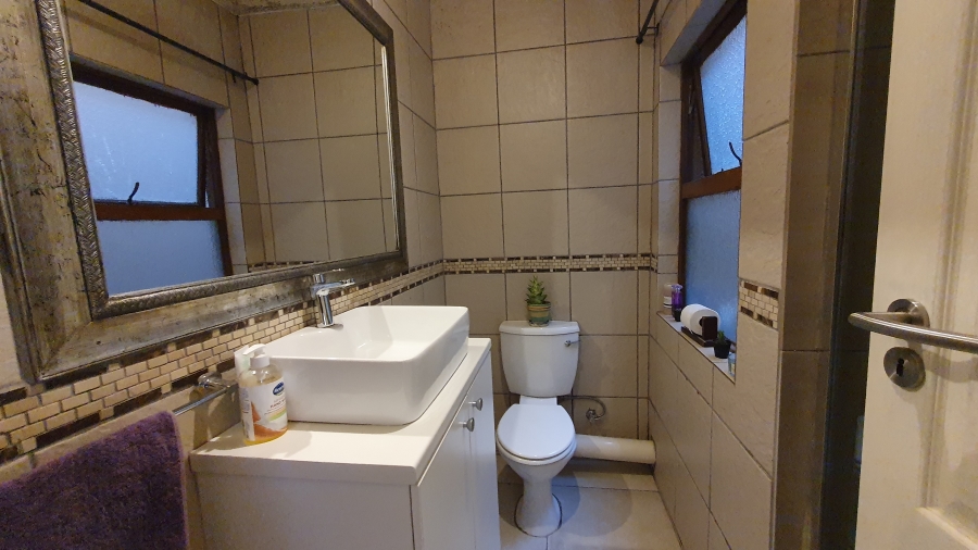 2 Bedroom Property for Sale in Glenvista Gauteng