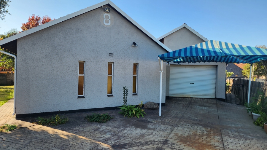 3 Bedroom Property for Sale in Raceview Gauteng