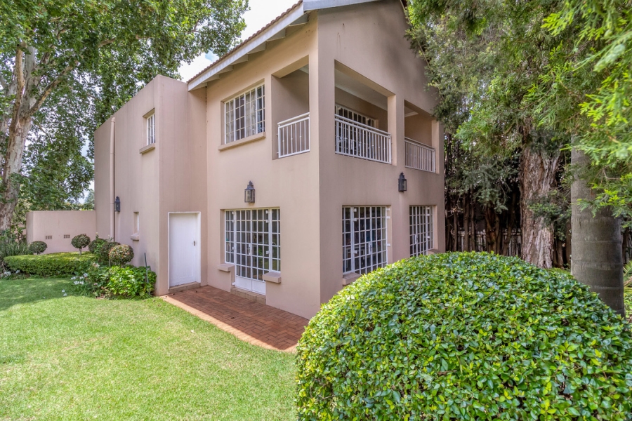 4 Bedroom Property for Sale in Emmarentia Gauteng