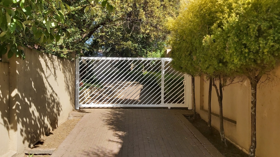 3 Bedroom Property for Sale in Fourways Gauteng