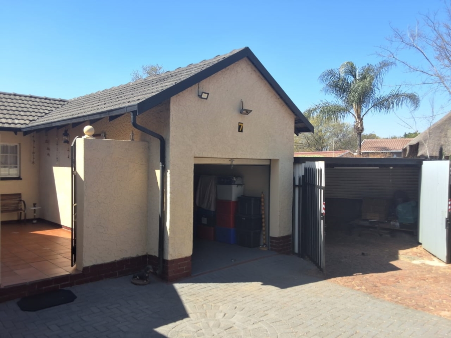 4 Bedroom Property for Sale in Dinwiddie Gauteng