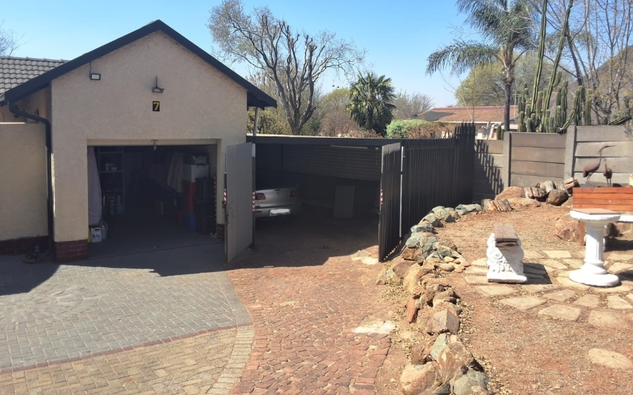 4 Bedroom Property for Sale in Dinwiddie Gauteng