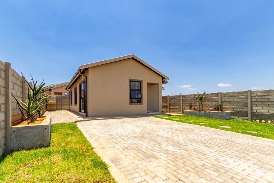 2 Bedroom Property for Sale in Sebokeng Zone 10 Gauteng