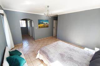 4 Bedroom Property for Sale in Van Riebeeck Park Gauteng