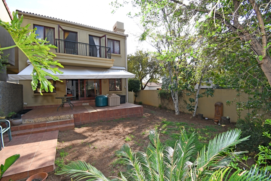 3 Bedroom Property for Sale in Barbeque Downs Gauteng