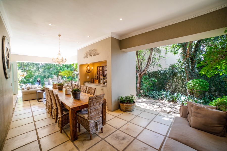 5 Bedroom Property for Sale in Dainfern Golf Estate Gauteng