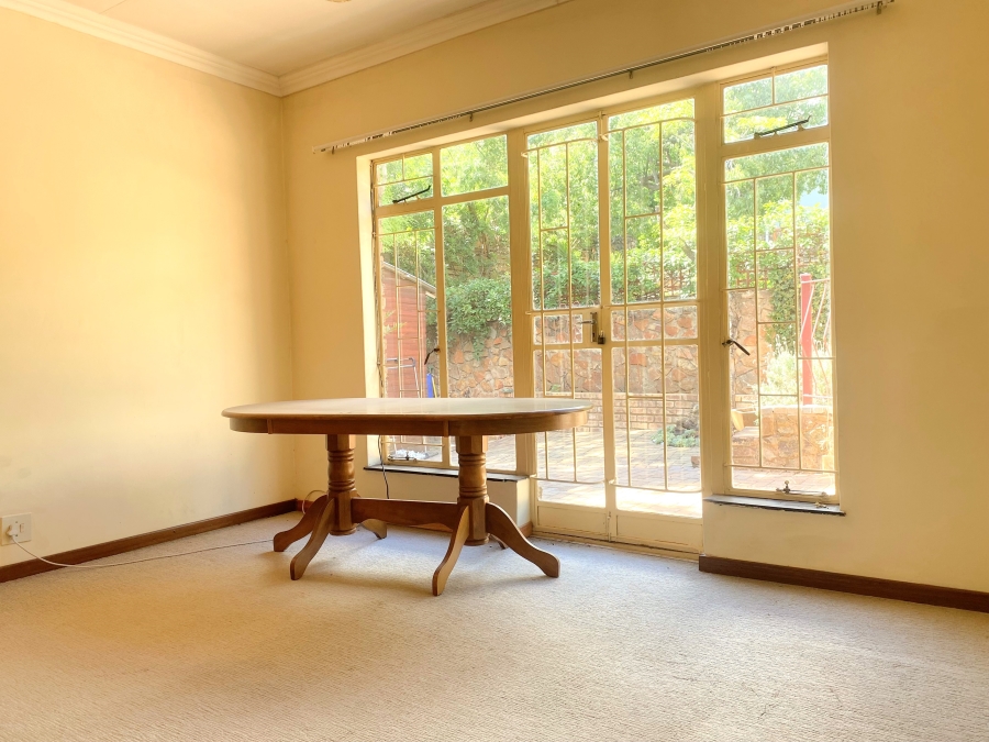 To Let 5 Bedroom Property for Rent in Silverton Gauteng