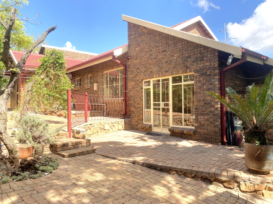 To Let 5 Bedroom Property for Rent in Silverton Gauteng