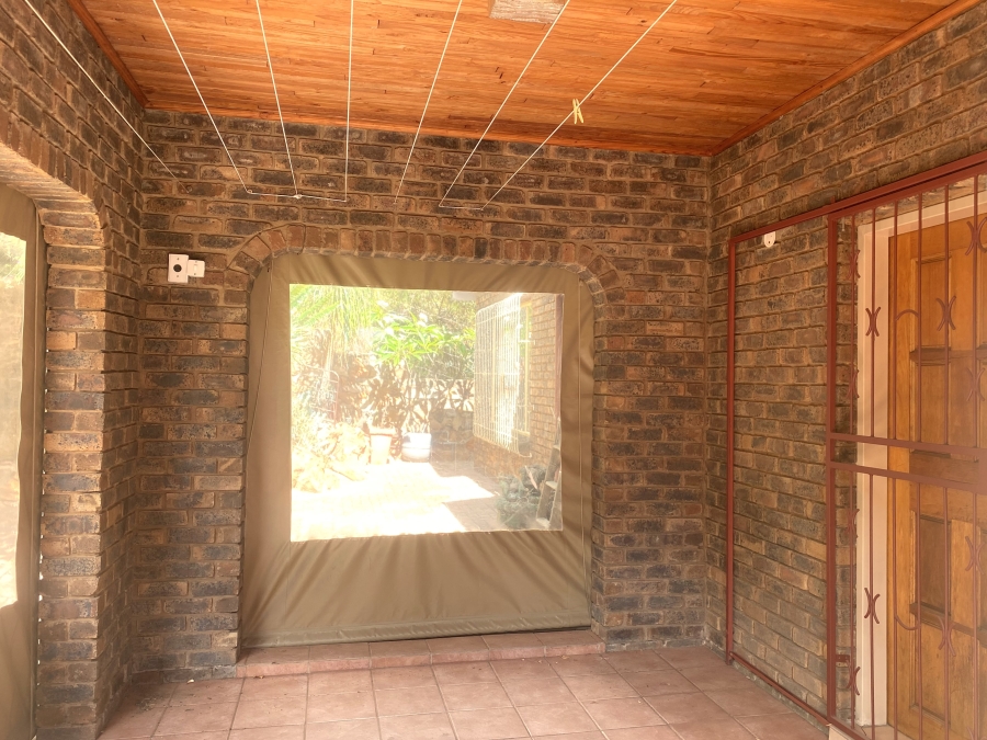 To Let 5 Bedroom Property for Rent in Silverton Gauteng