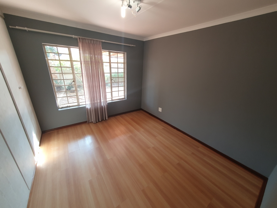 To Let 3 Bedroom Property for Rent in Dorandia Gauteng