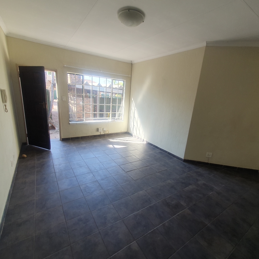 To Let 3 Bedroom Property for Rent in Montana Park Gauteng