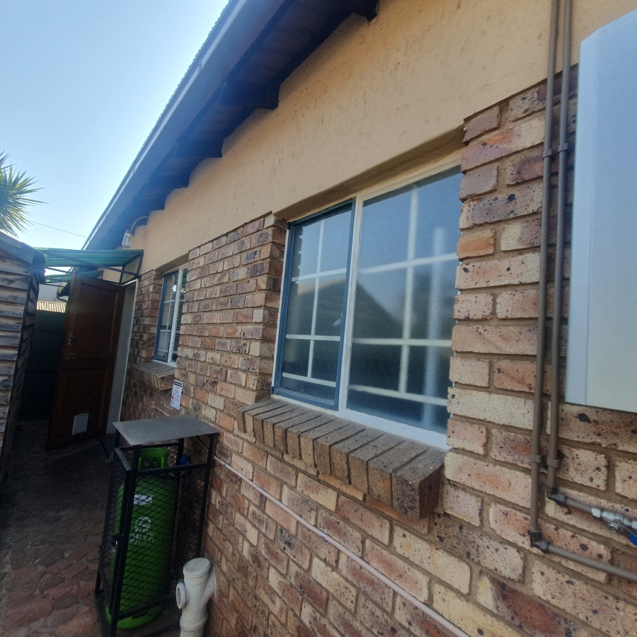 To Let 3 Bedroom Property for Rent in Montana Park Gauteng